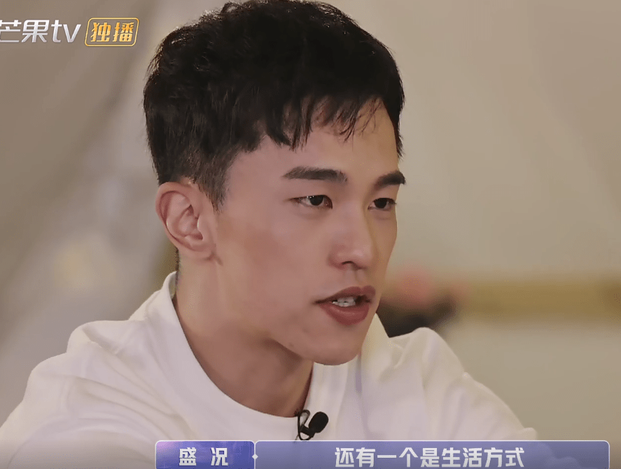 演员毛友风的日常，舞台之外的爱与陪伴之旅