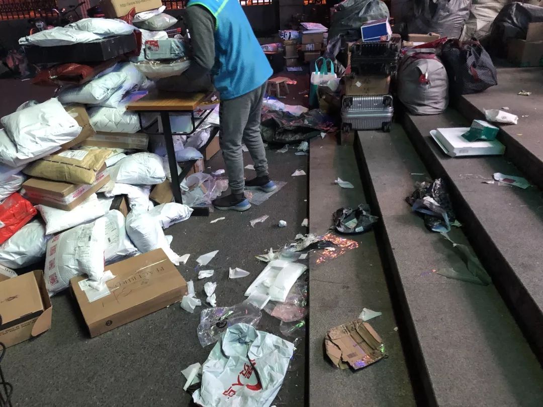 潍坊夜间分拣快递，论述最新发展状况