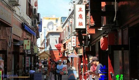 最新俄挺，小巷深处的味觉冒险之旅