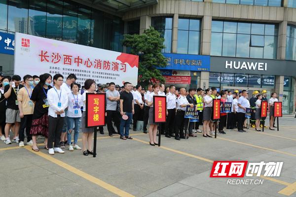 望月湖最新任务与学习技能详细步骤指南