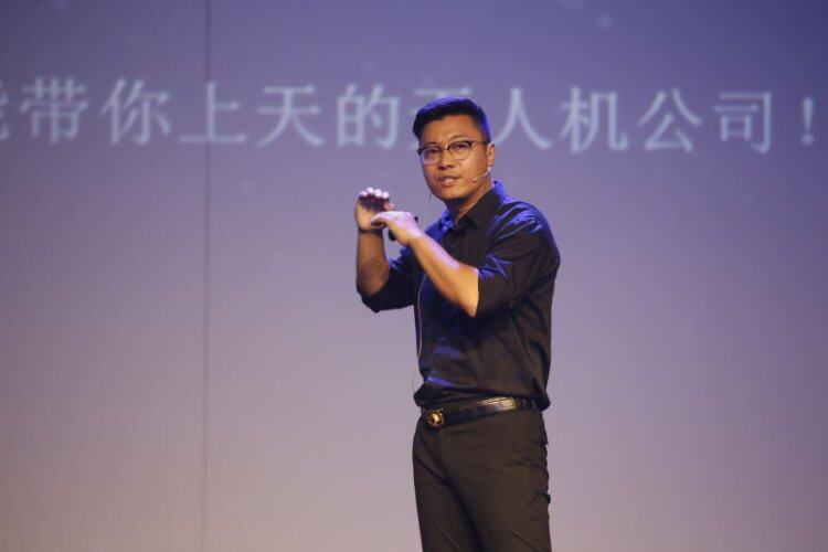 冯伟林科技新品重塑未来生活体验，最新消息震撼登场