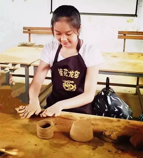 小巷深处的独特风味，隐藏版特色小店的故事揭秘